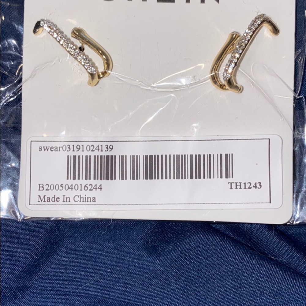 Jewlery bundle. - Picture 3 of 6